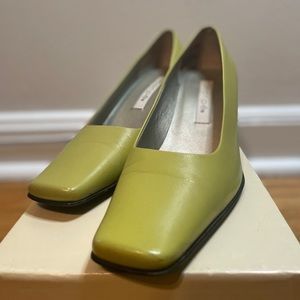 Maripé Green Women’s Size 6 US Shoes